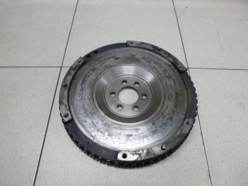 Маховик двигателя BS265262