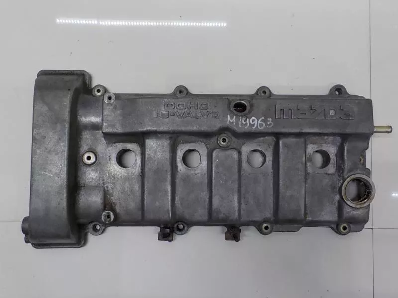 Клапанная крышка ГБЦ BS68075