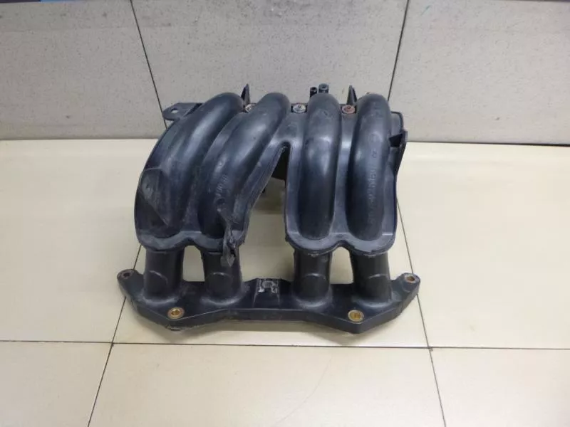 Впускной коллектор ST301968 Впускной коллектор ST301968