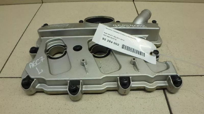 Клапанная крышка ГБЦ BS70319