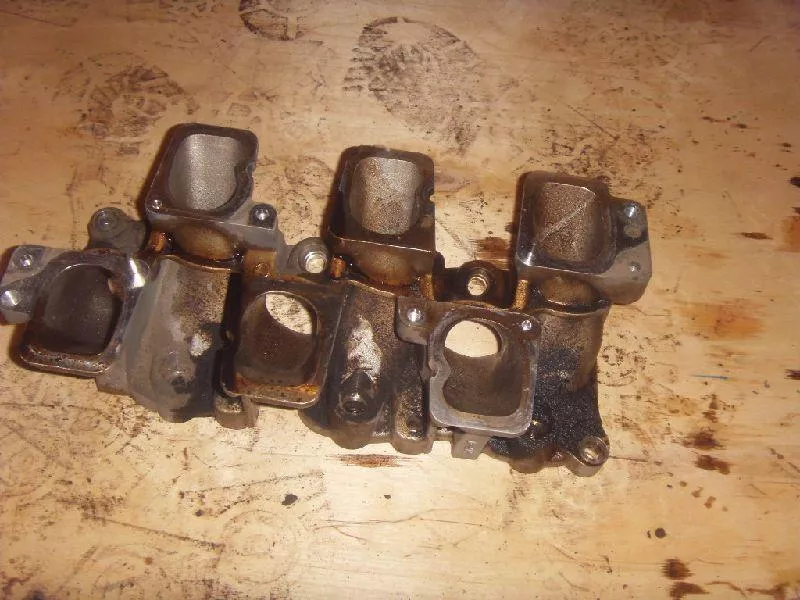 Впускной коллектор ST301409