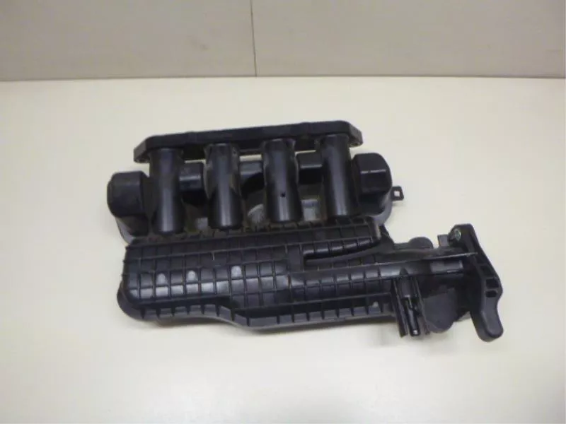 Впускной коллектор ST302073