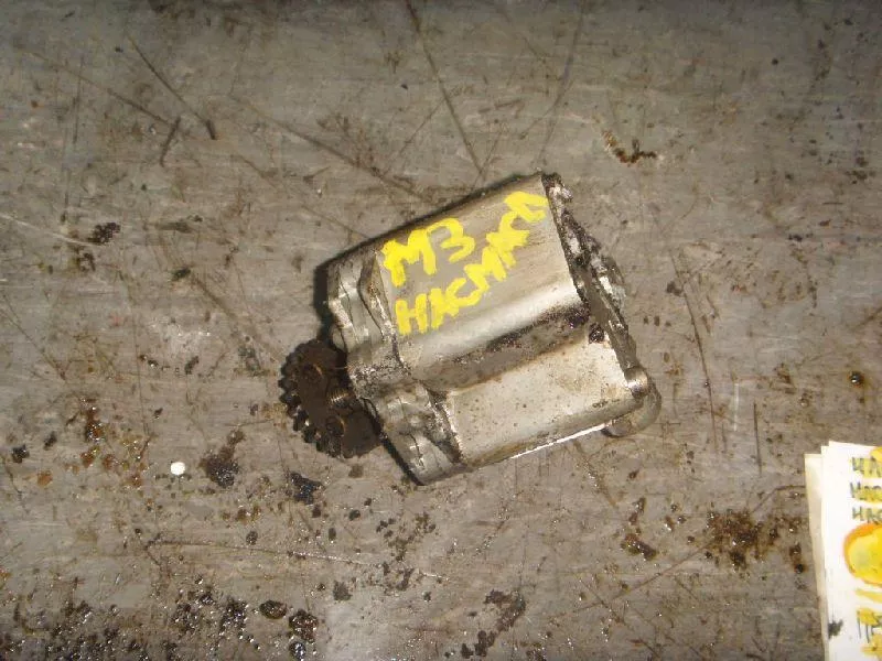 Масляный насос BS252747