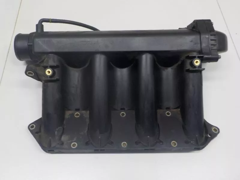 Впускной коллектор ST300943