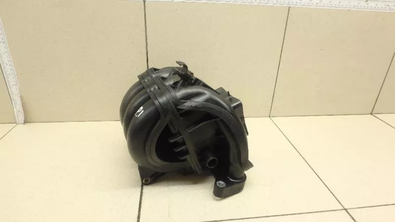 Впускной коллектор ST299824