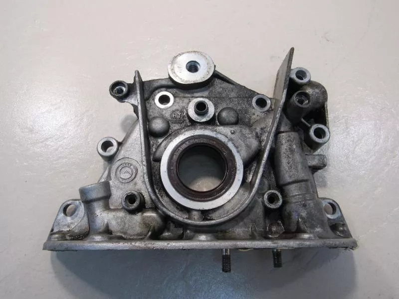 Масляный насос BS252118