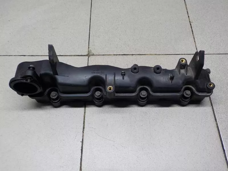 Впускной коллектор ST302294