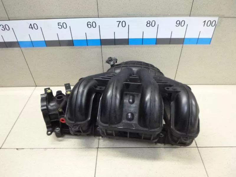 Впускной коллектор ST301933 Впускной коллектор ST301933