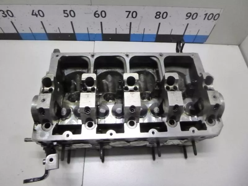 ГБЦ (головка блока цилиндров) ST296038 ГБЦ (головка блока цилиндров) ST296038