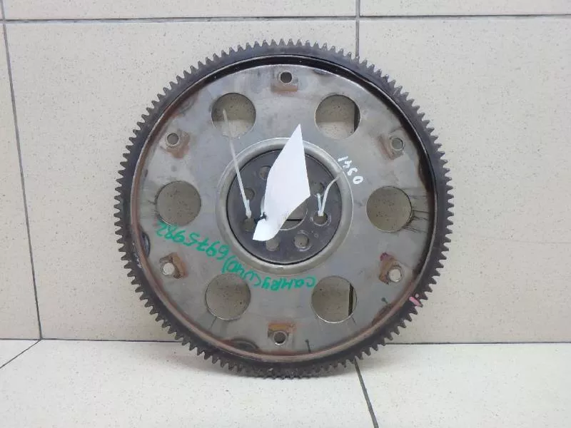 Маховик двигателя BS264393