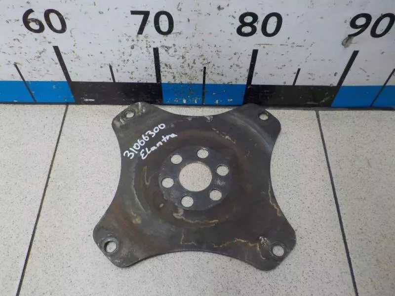 Маховик двигателя BS265095