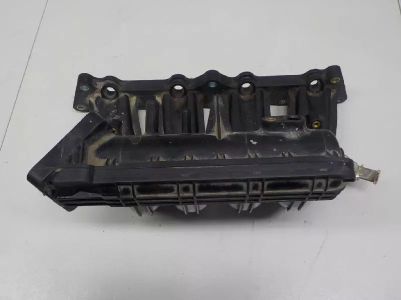 Впускной коллектор ST300961 Впускной коллектор ST300961