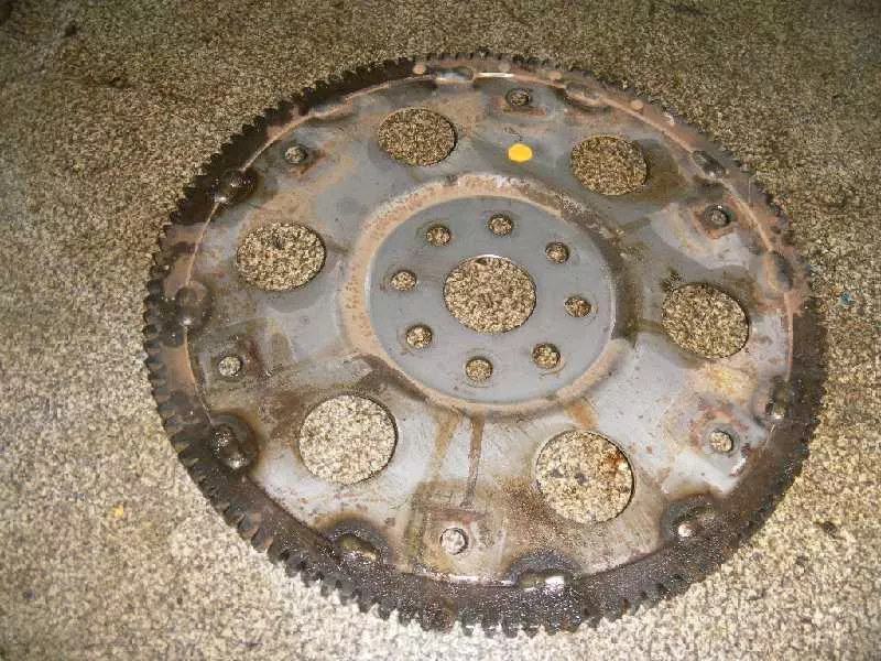 Маховик двигателя BS267068