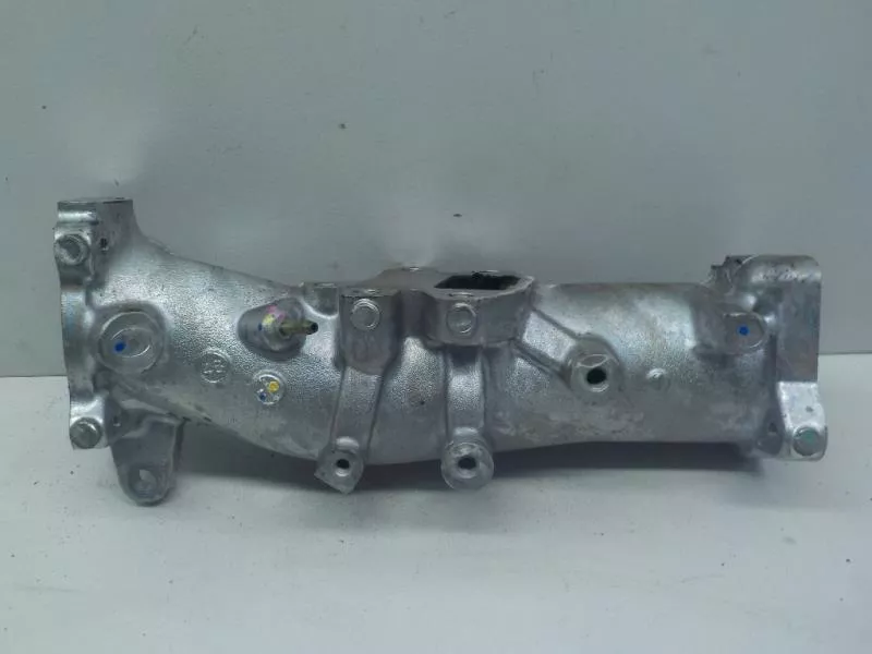 Впускной коллектор ST299899