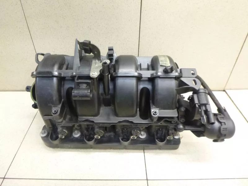 Впускной коллектор ST302573