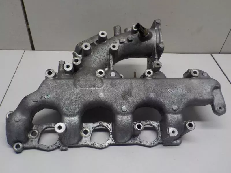 Впускной коллектор ST297997 Впускной коллектор ST297997