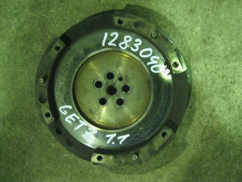 Маховик двигателя BS263392