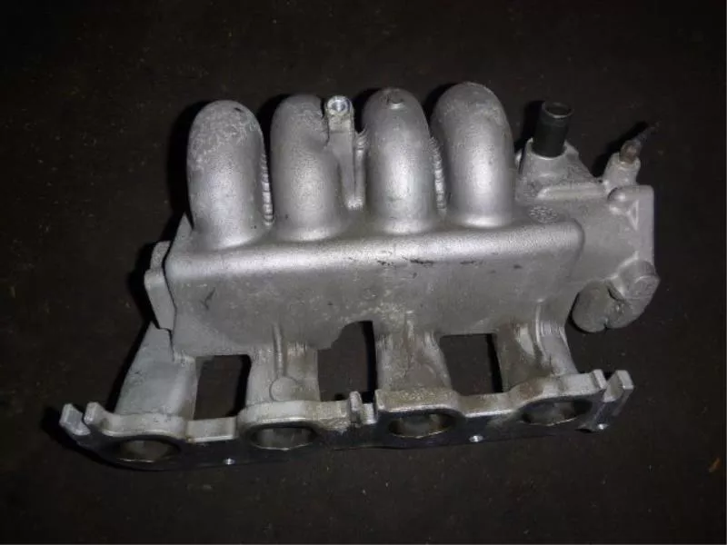 Впускной коллектор ST300807 Впускной коллектор ST300807