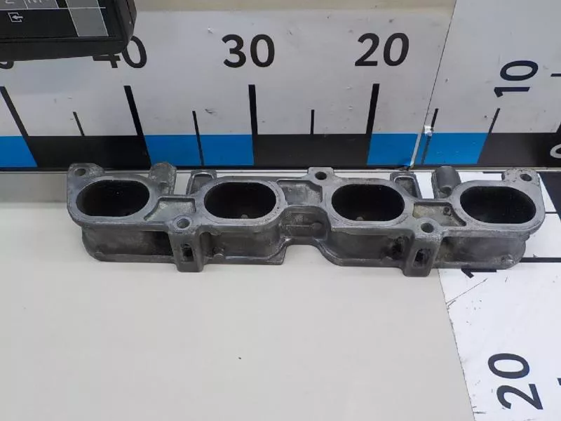 Впускной коллектор ST298262 Впускной коллектор ST298262