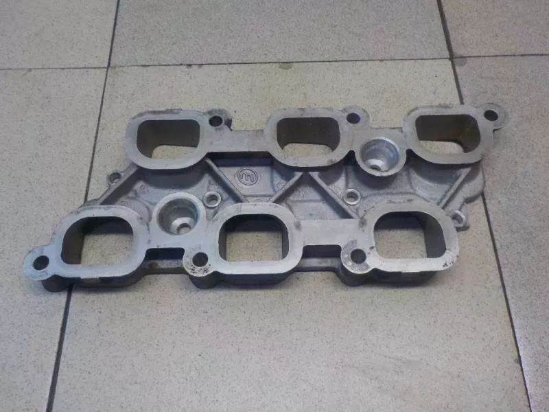 Впускной коллектор ST301388