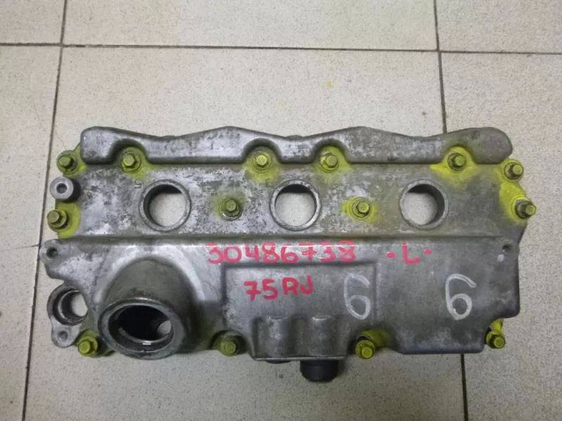 Клапанная крышка ГБЦ BS68544