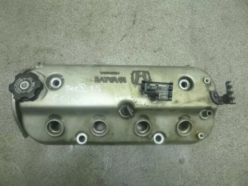 Клапанная крышка ГБЦ BS68175 Клапанная крышка ГБЦ BS68175