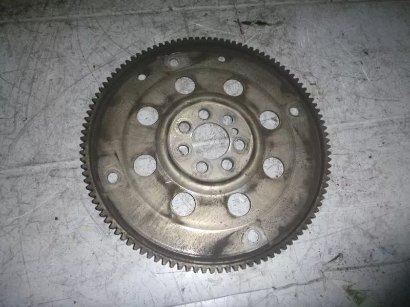 Маховик двигателя BS263515