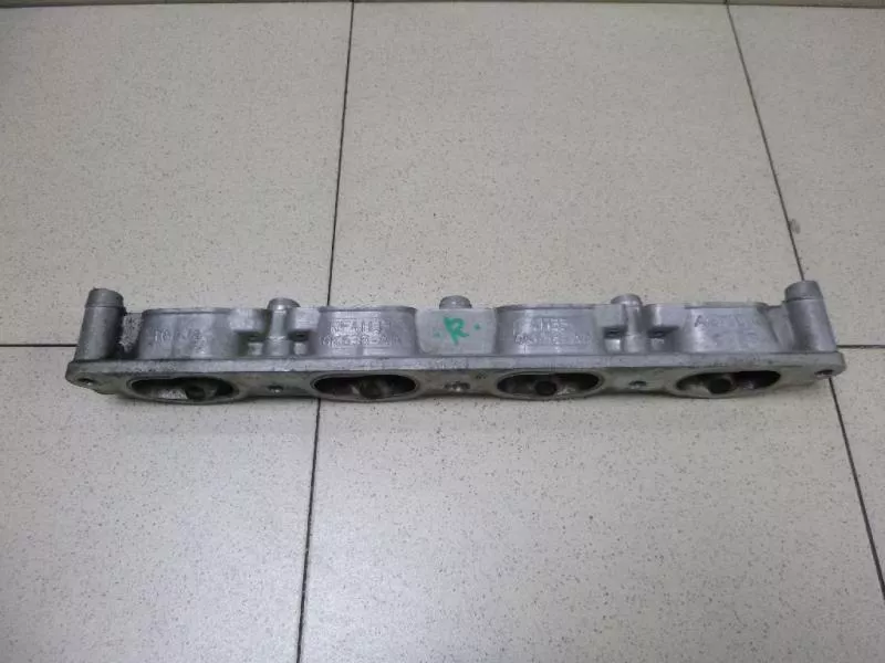 Впускной коллектор ST298466 Впускной коллектор ST298466