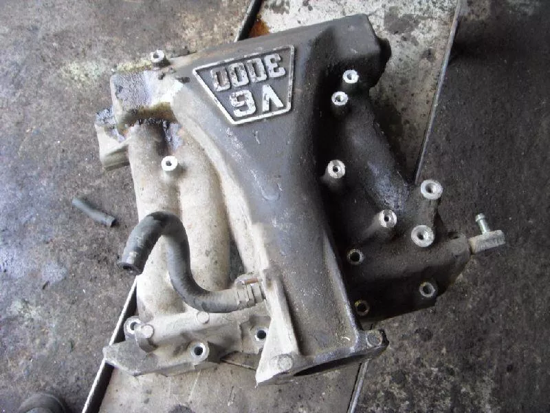 Впускной коллектор ST302393