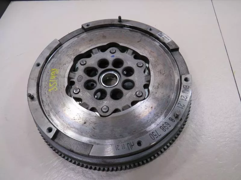 Маховик двигателя BS268012