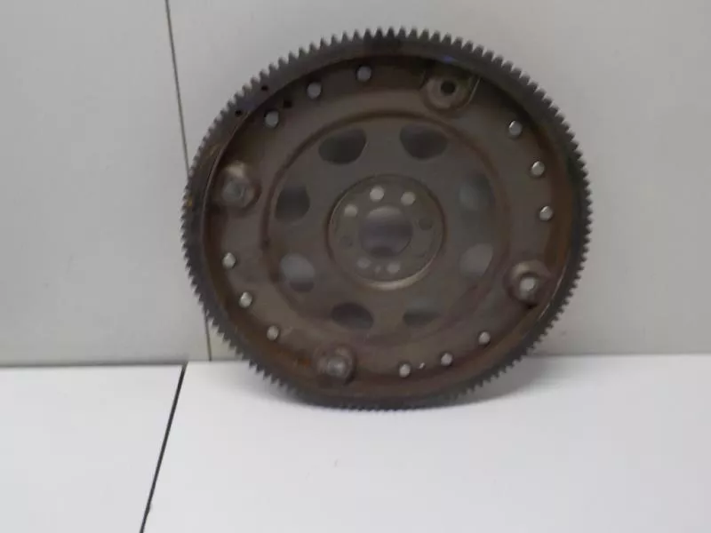 Маховик двигателя BS266200