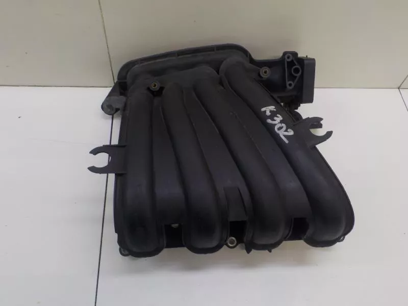 Впускной коллектор ST300286