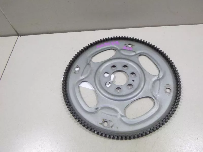 Маховик двигателя BS265936