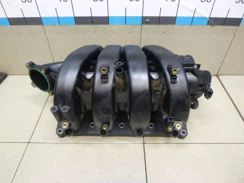 Впускной коллектор ST301522 Впускной коллектор ST301522