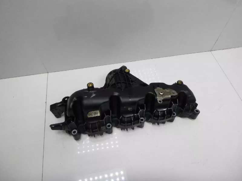 Впускной коллектор ST302700