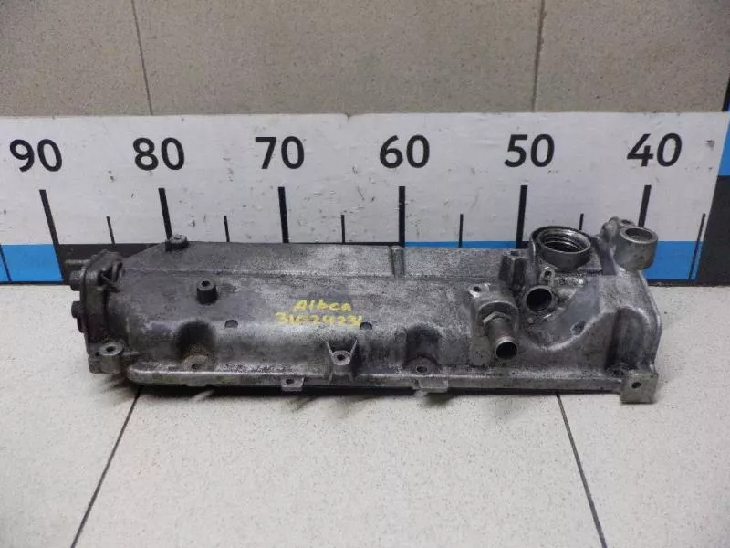 Клапанная крышка ГБЦ BS69702 Клапанная крышка ГБЦ BS69702