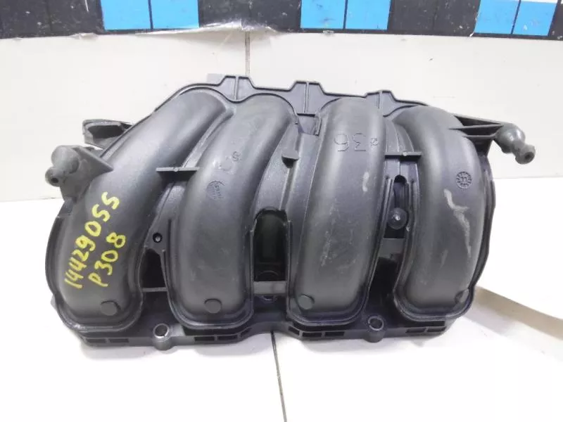 Впускной коллектор ST299066 Впускной коллектор ST299066