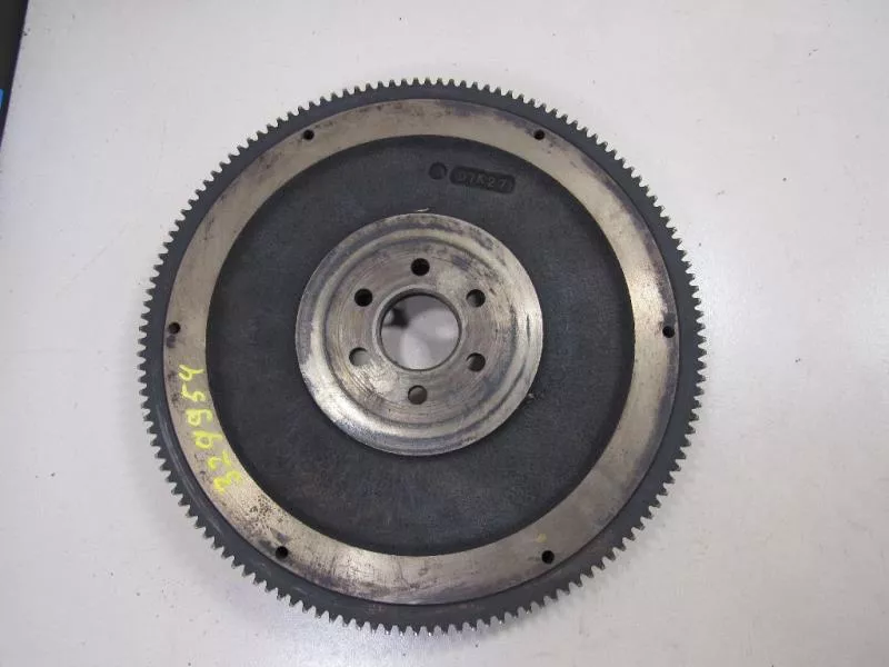 Маховик двигателя BS265636