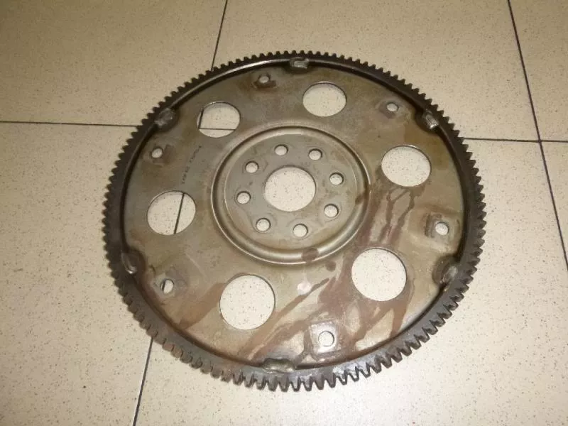 Маховик двигателя BS265026 Маховик двигателя BS265026