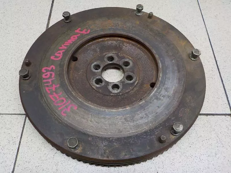 Маховик двигателя BS264580