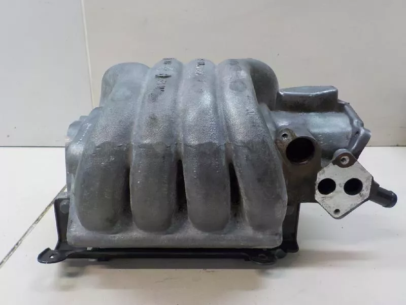 Впускной коллектор ST298313 Впускной коллектор ST298313