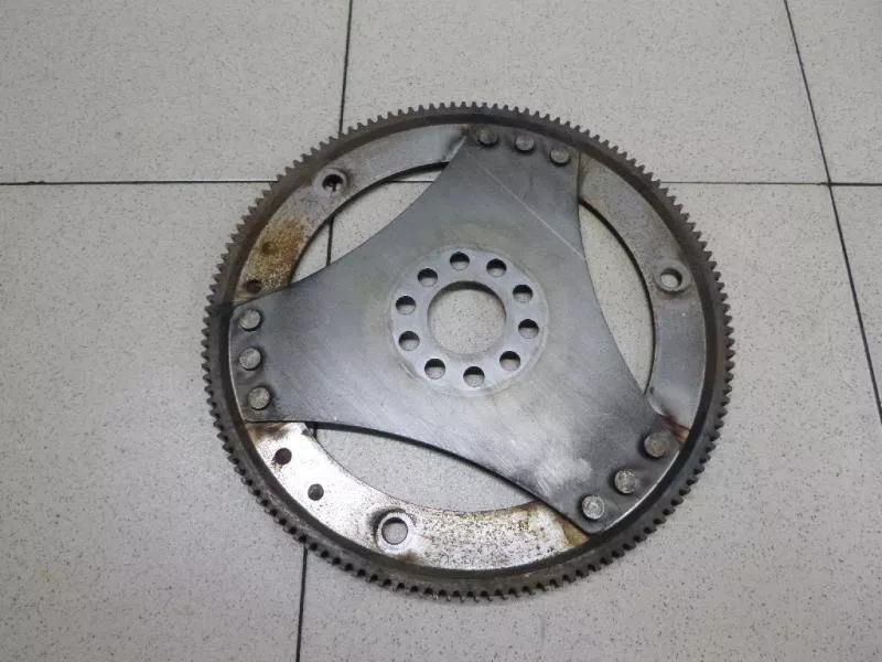 Маховик двигателя BS264521