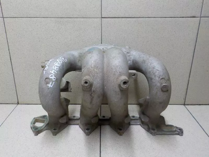 Впускной коллектор ST297884 Впускной коллектор ST297884