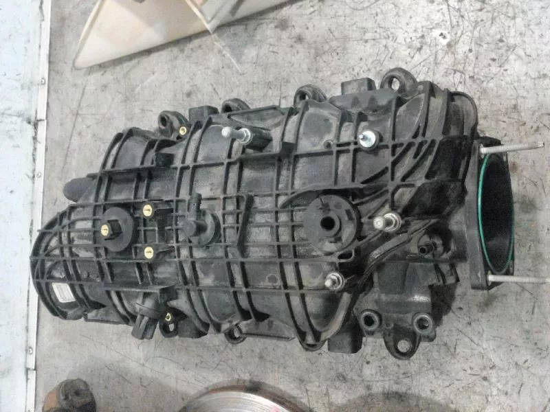 Впускной коллектор ST300812