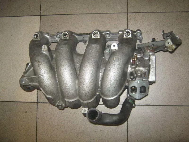 Впускной коллектор ST297958