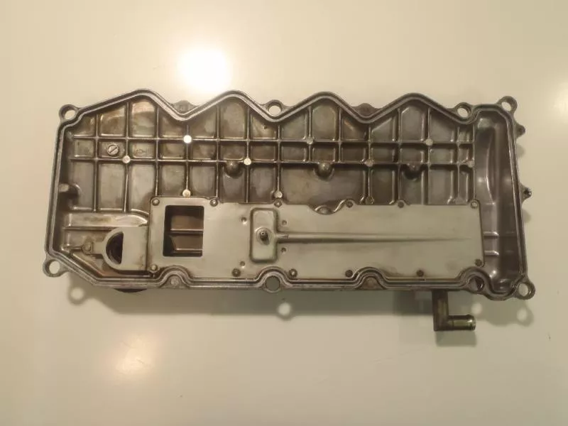 Клапанная крышка ГБЦ BS68621 Клапанная крышка ГБЦ BS68621