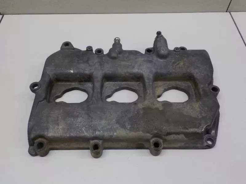 Клапанная крышка ГБЦ BS68709