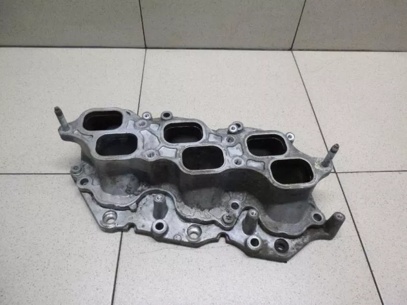 Впускной коллектор ST301912