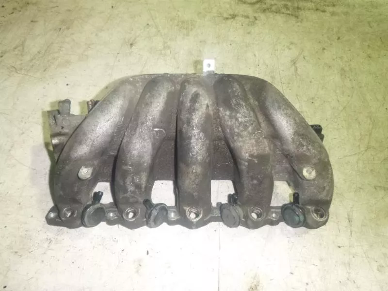 Впускной коллектор ST298655 Впускной коллектор ST298655