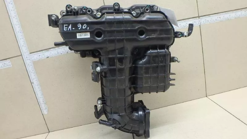 Впускной коллектор ST303130 Впускной коллектор ST303130